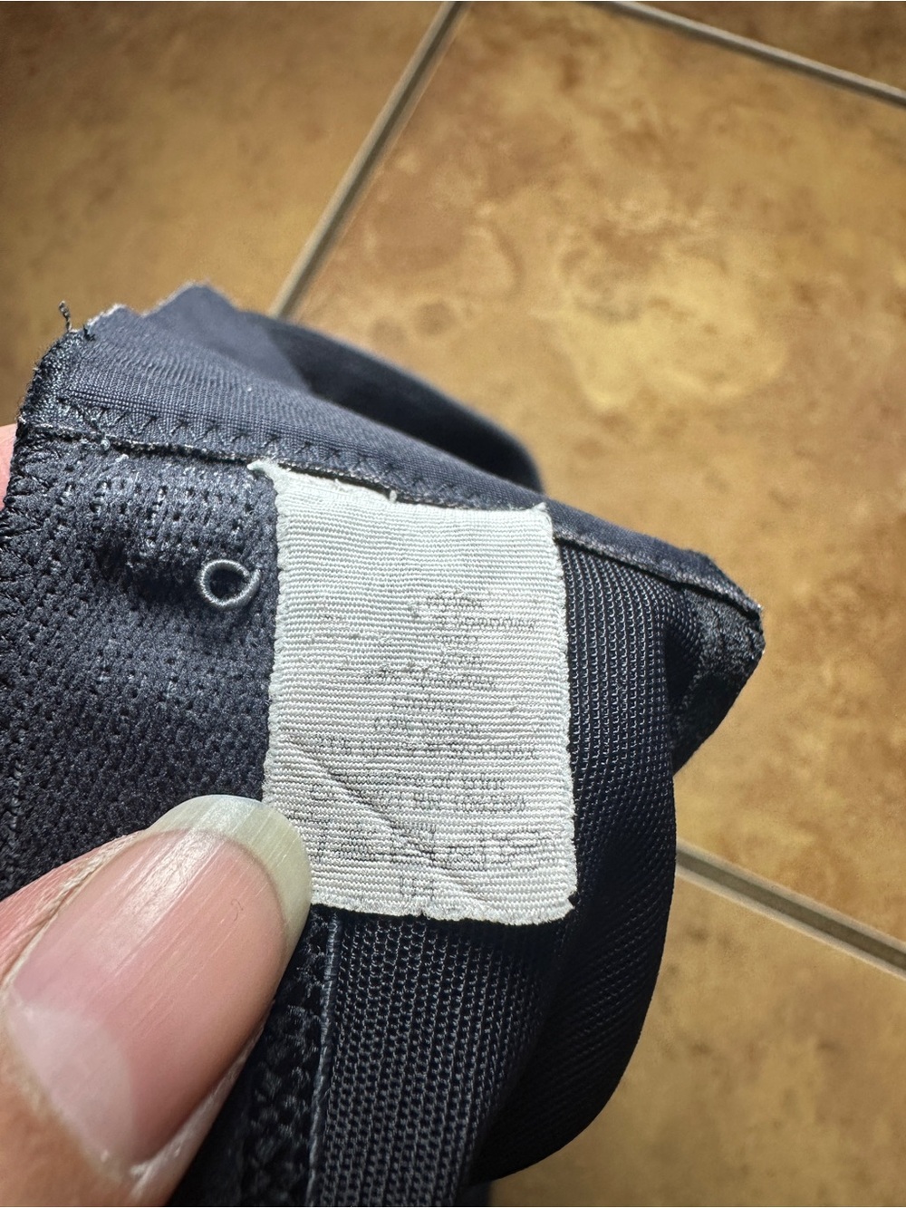 lululemon athletica Ta Ta Trainer Gray and Black Sports Bra - S - Picture 4 of 4